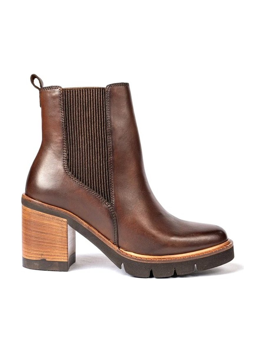 Brown leather, stacked heel