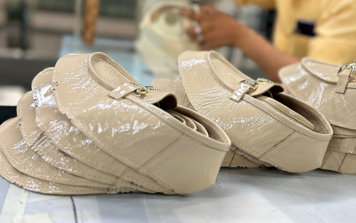 Leather uppers prepared by hand on the AFPL line